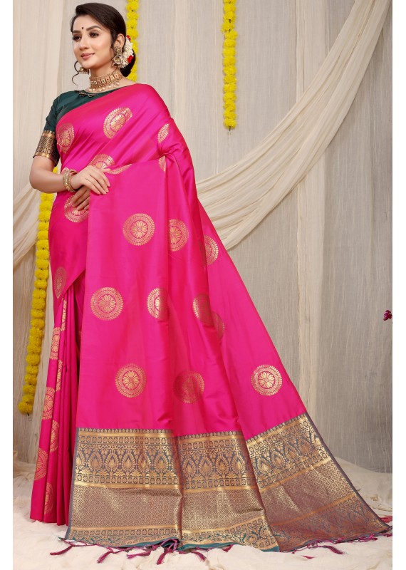 Evocative Pink Soft Banarasi Silk Saree With Admirable Blouse Piece